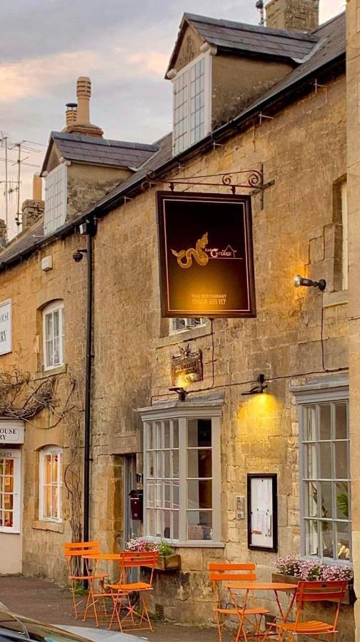 Siam Cottage Guesthouse Over 300 Years Old With Thai Restaurant Moreton-in-Marsh Экстерьер фото